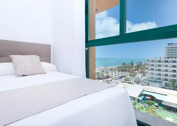 Primera Linea De Playa Lägenhet Torremolinos